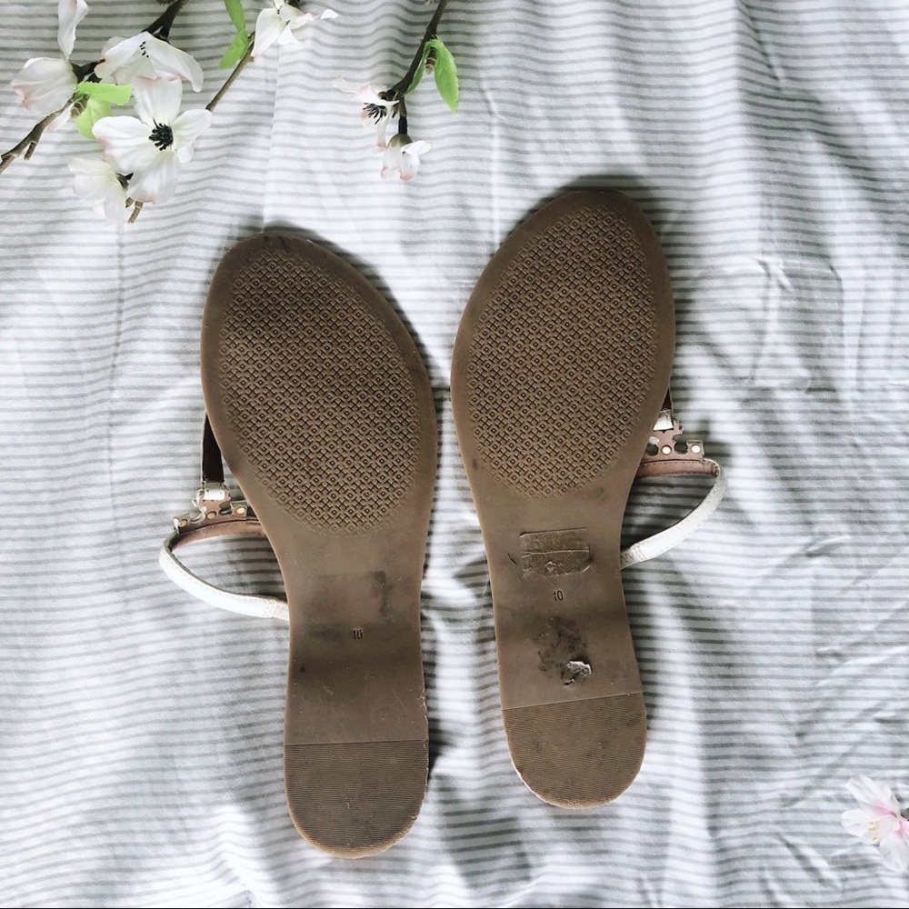 Tory Burch | Logo Thong Sandals 10 - Picture 4 of 7